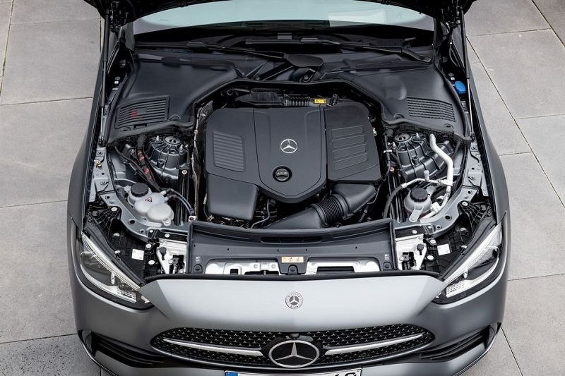 Đánh giá nhanh phiên bản Mercedes-Benz C300 AMG 2022